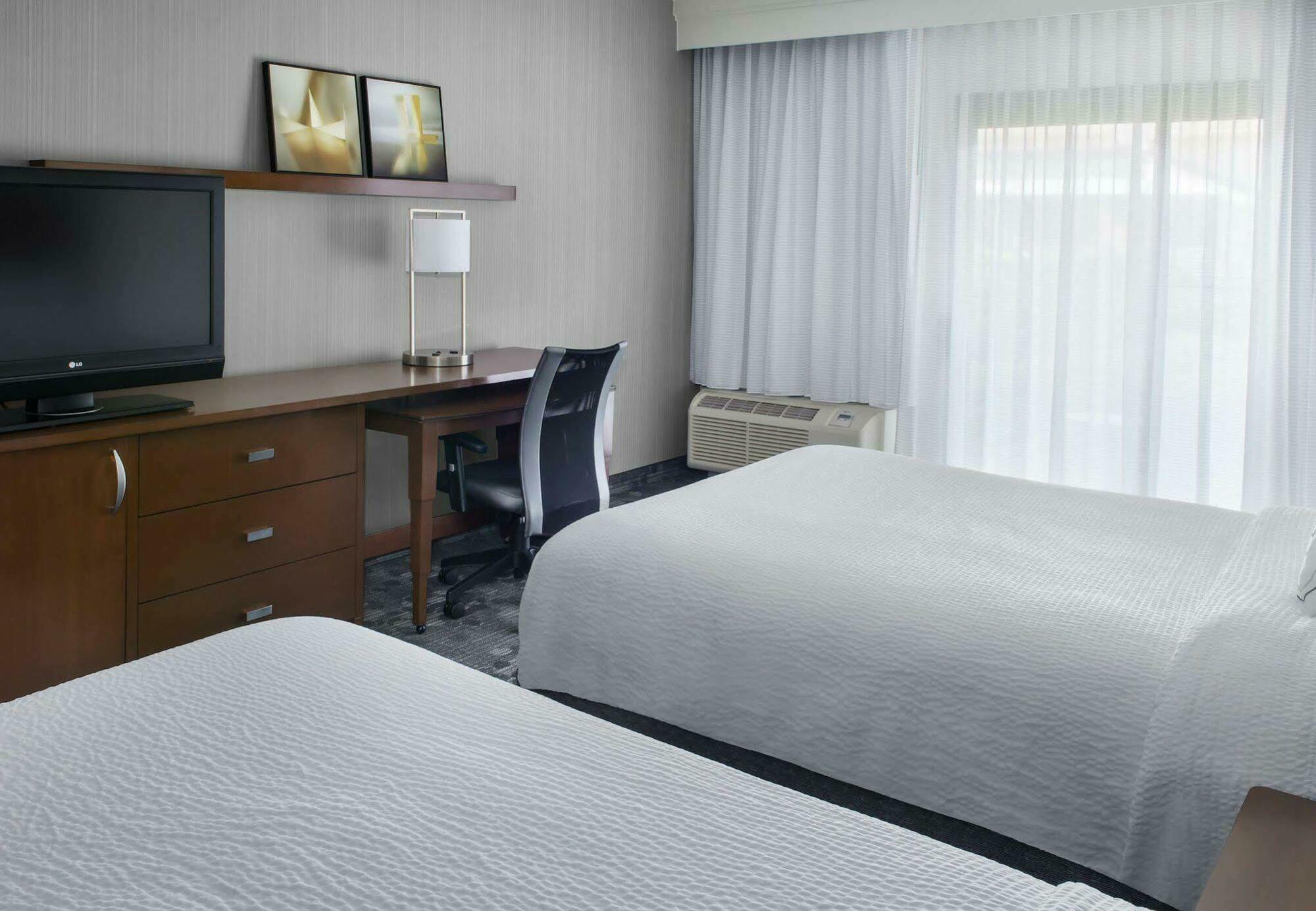 מלון Courtyard By Marriott ריי מראה חיצוני תמונה
